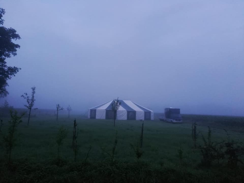 Circustenthuren.com by Ome Sieds